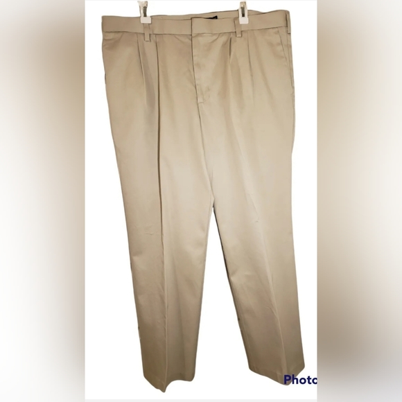 Dockers Other - 💪 DOCKERS D3 SIGNATURE KHAKI PANTS MENS SIZE 40X32 CLASSIC FIT PLEATED FRONT 💪